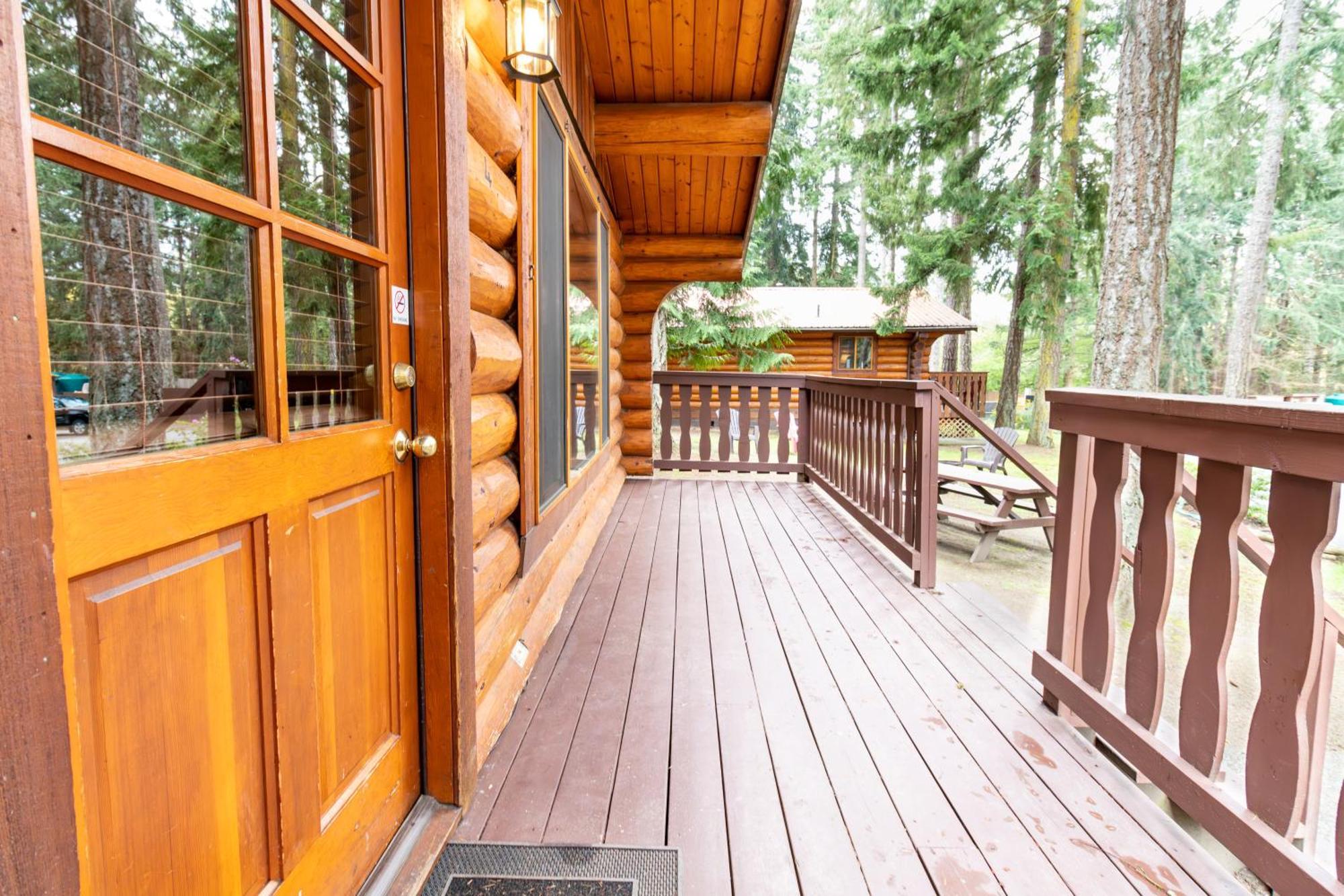 Riverbend Cottage & Rv Resort Parksville Bagian luar foto