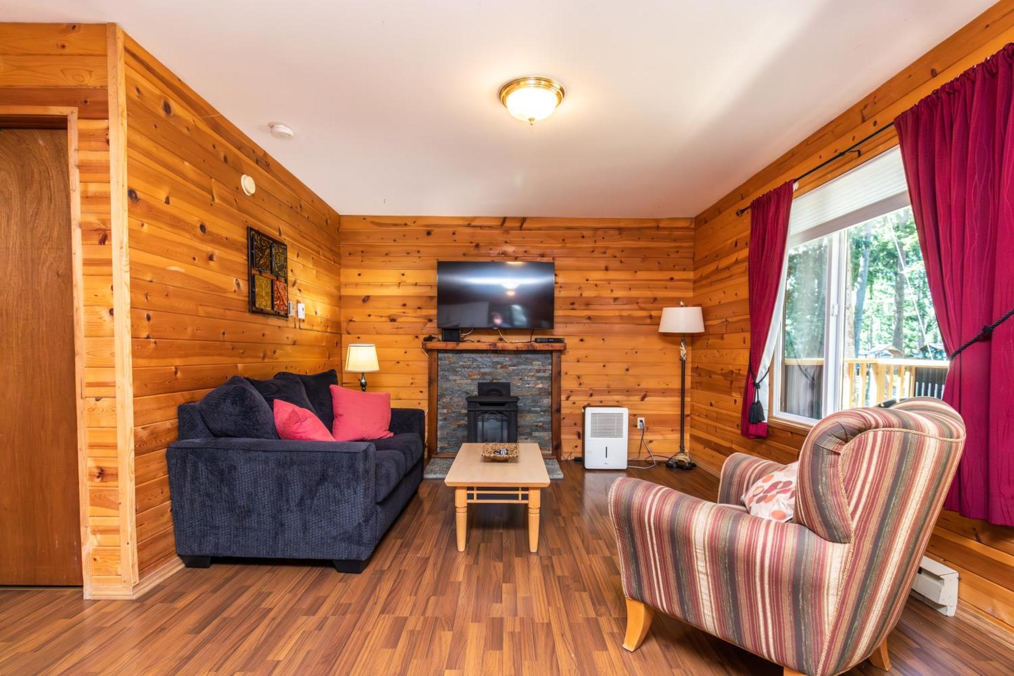 Riverbend Cottage & Rv Resort Parksville Bagian luar foto