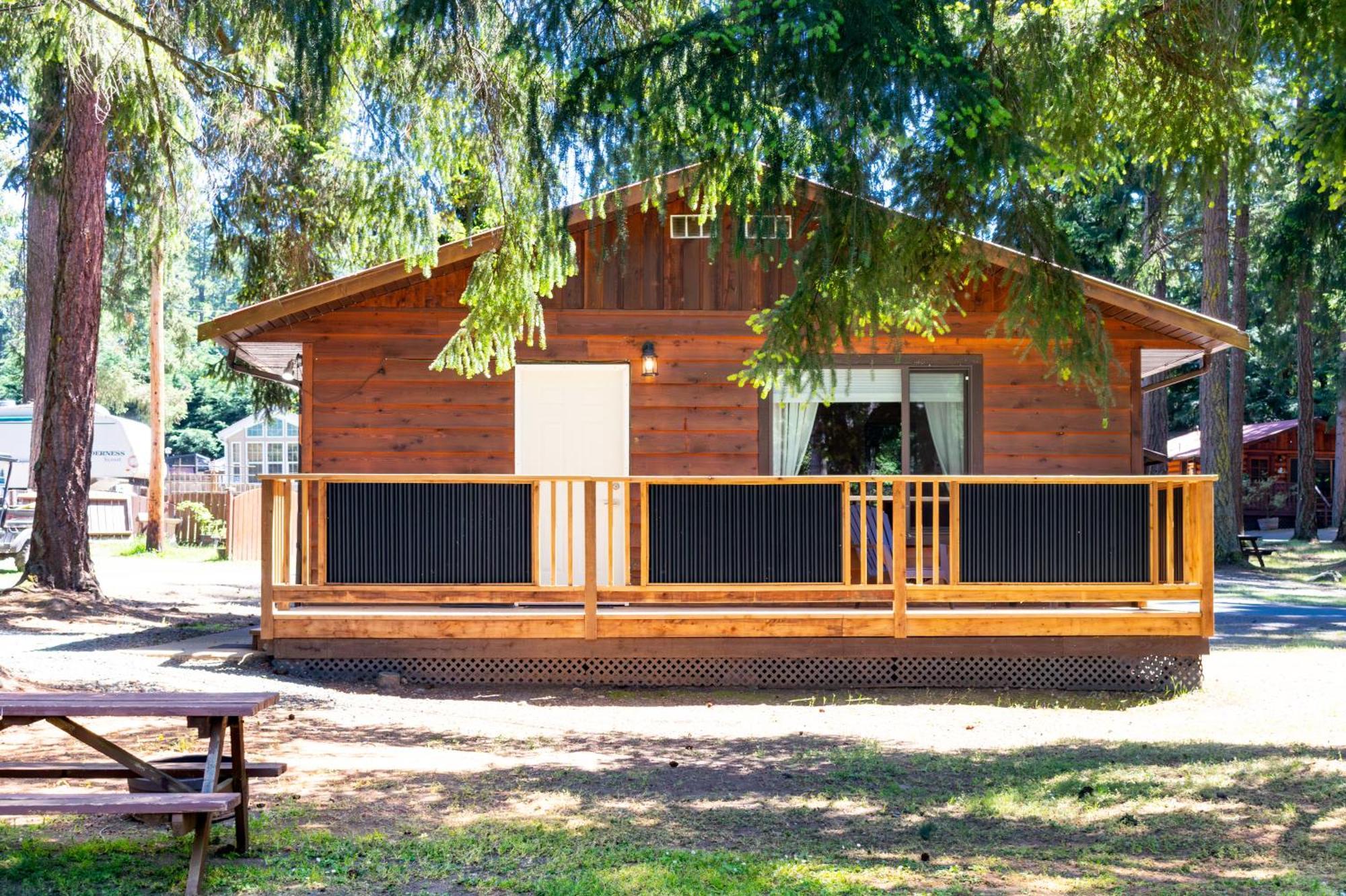 Riverbend Cottage & Rv Resort Parksville Bagian luar foto